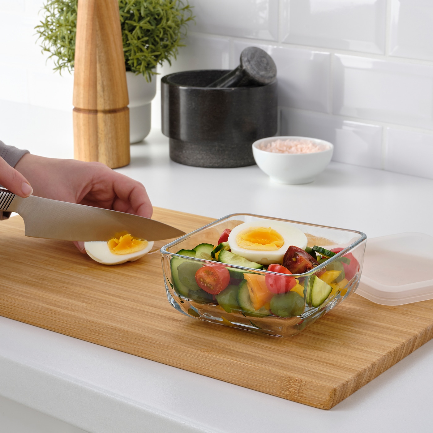 BESTAMMA IKEA 504.957.63 Контейнер 0.5 л. для пищевых продуктов с крышкой Стекло