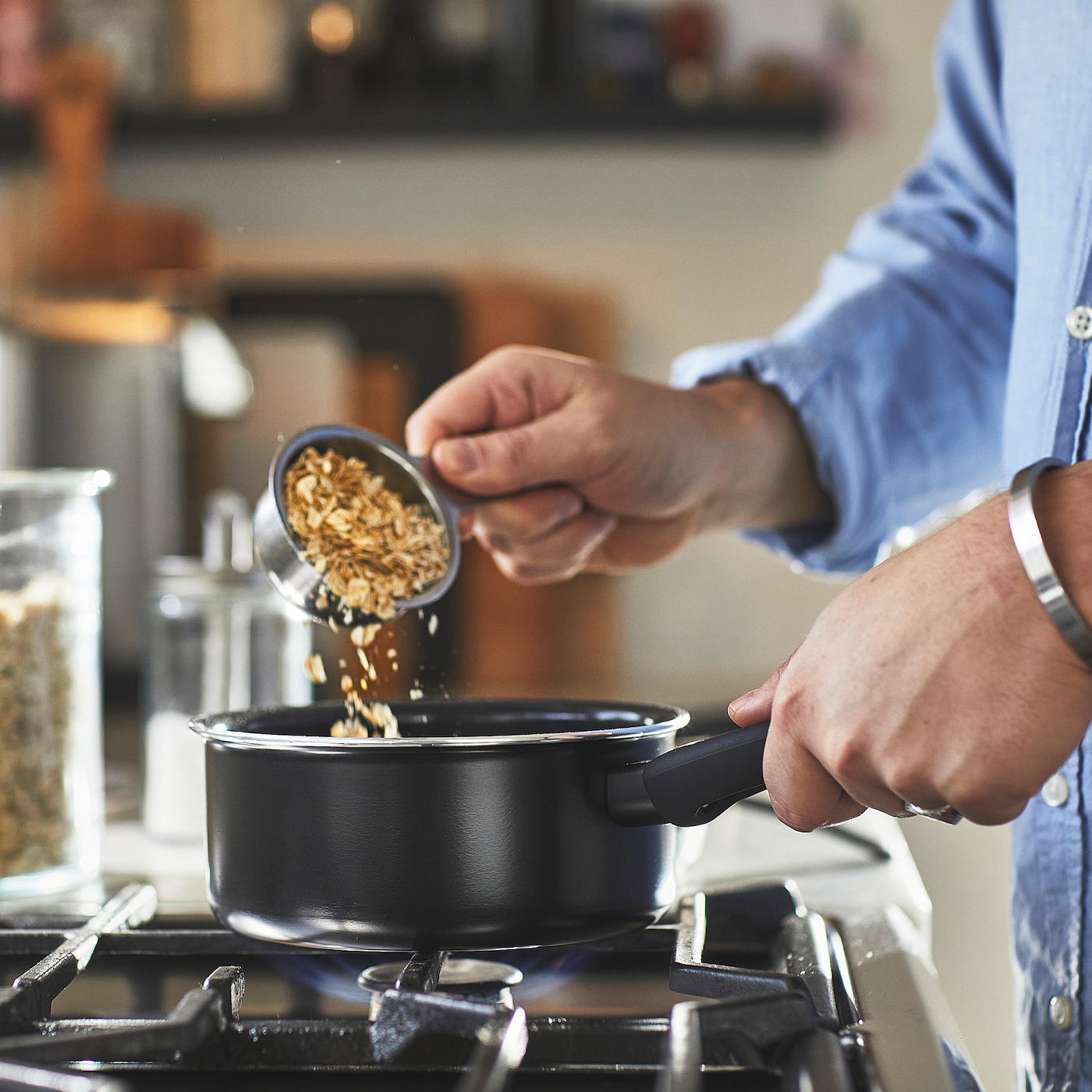 HEMLAGAD IKEA 605.809.11 Кастрюля 1 л антипригарное покрытие черный