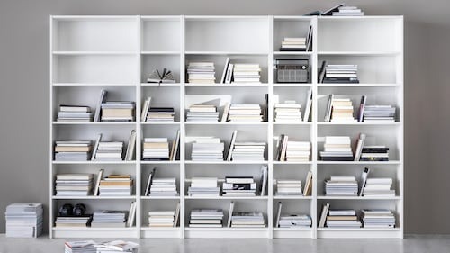Стеллажи и книжные шкафы